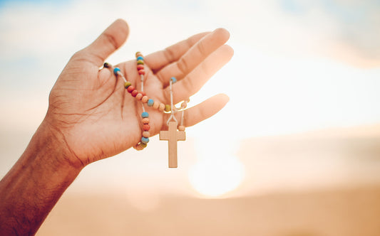 What Does a Cross Necklace Really Mean? A Simple Guide to Christian Symbolism