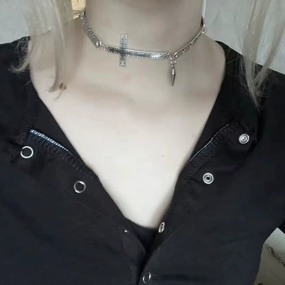 Vintage Punk Choker Necklace Grunge Rock Silver Hip Hop Necklace New Y2K Spliced Cross Necklace Fashion Jewelry